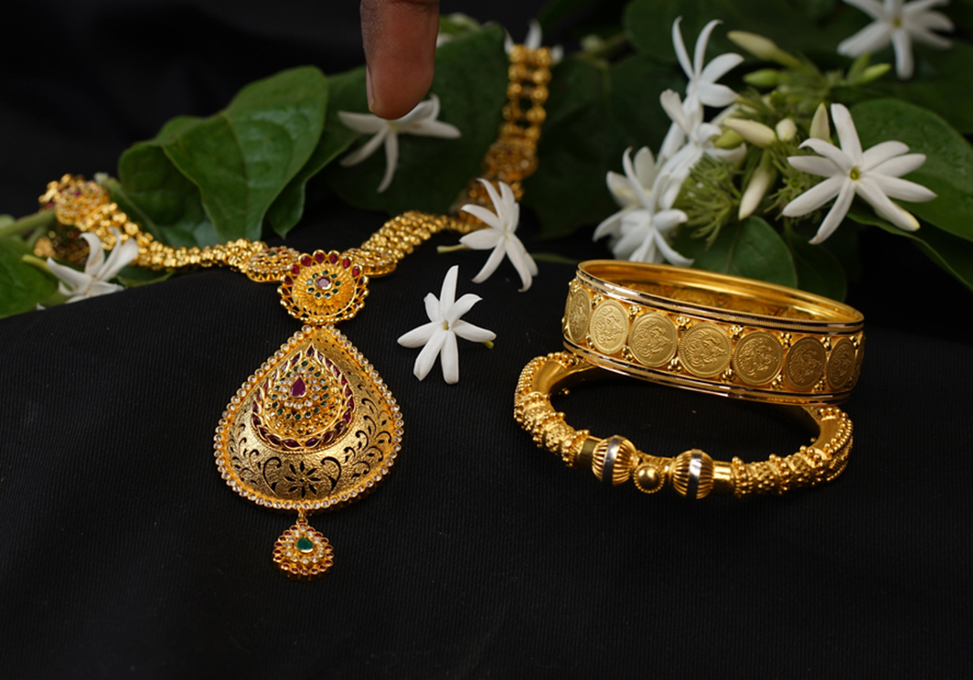 The Significance of Gold Jewellery during Navratri