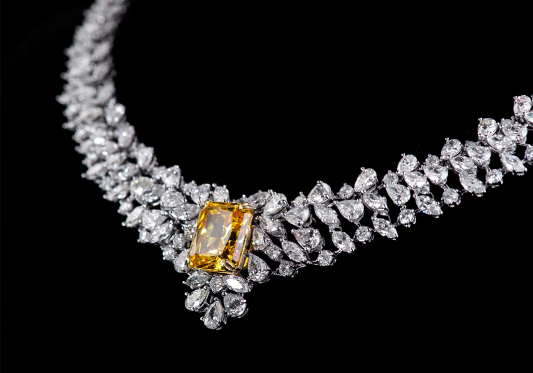 How to Choose the Perfect Diamond Jewellery for Your Wedding Functions